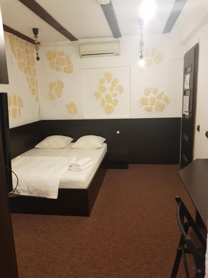 بوخارست Mpoint Motel المظهر الخارجي الصورة