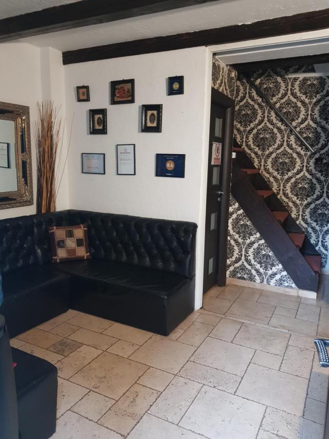 بوخارست Mpoint Motel المظهر الخارجي الصورة